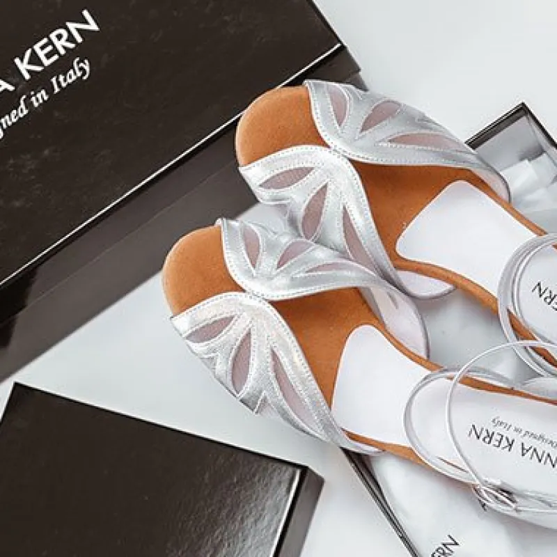 Dame Dansebutikken Brudesko|Salsasko Damer-Anna Kern sølv dansesko 3,5 cm hæl