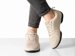 Dame Dansebutikken Salsasko Damer|Swingsko Damer-Beige dansesneaker i åndbar strik til damer - Suny