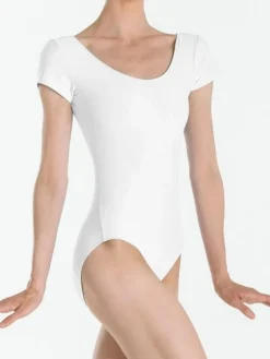 Dame Dansebutikken Balletdragter Damer-Dragt med korte ærmer i hvid fra Wear Moi