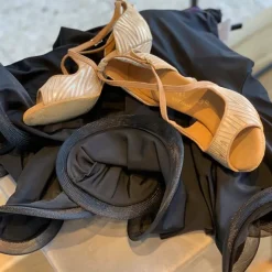 Dansebutikken Dansetøj Pige-Flot sort nederdel til dans til piger - Ready4dance