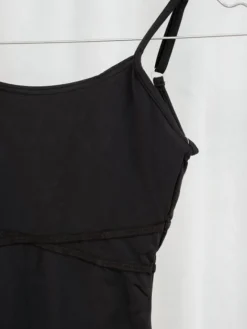 Dame Dansebutikken Balletdragter Damer-Grishko balletdragt i sort med elastik kryds foran