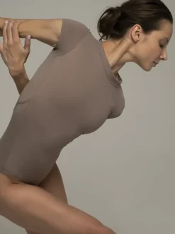 Dame Dansebutikken Balletdragter Damer-Grishko dragt i coffee med korte ærmer