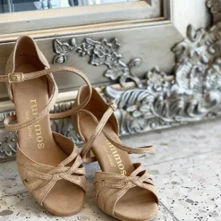 Dame Dansebutikken Brudesko|Salsasko Damer-Lys guld brokade dansesko 5 cm hæl Rummos