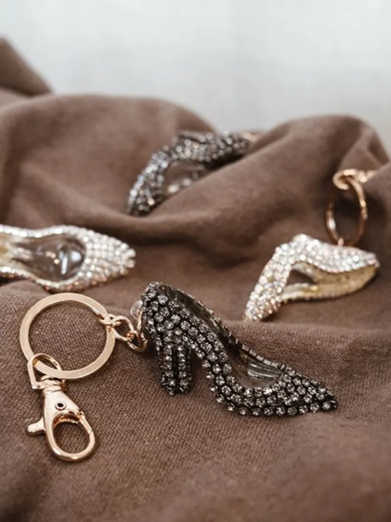 Dansebutikken Rhinsten|Dansetasker-Standard dansesko nøglering med AB rhinsten